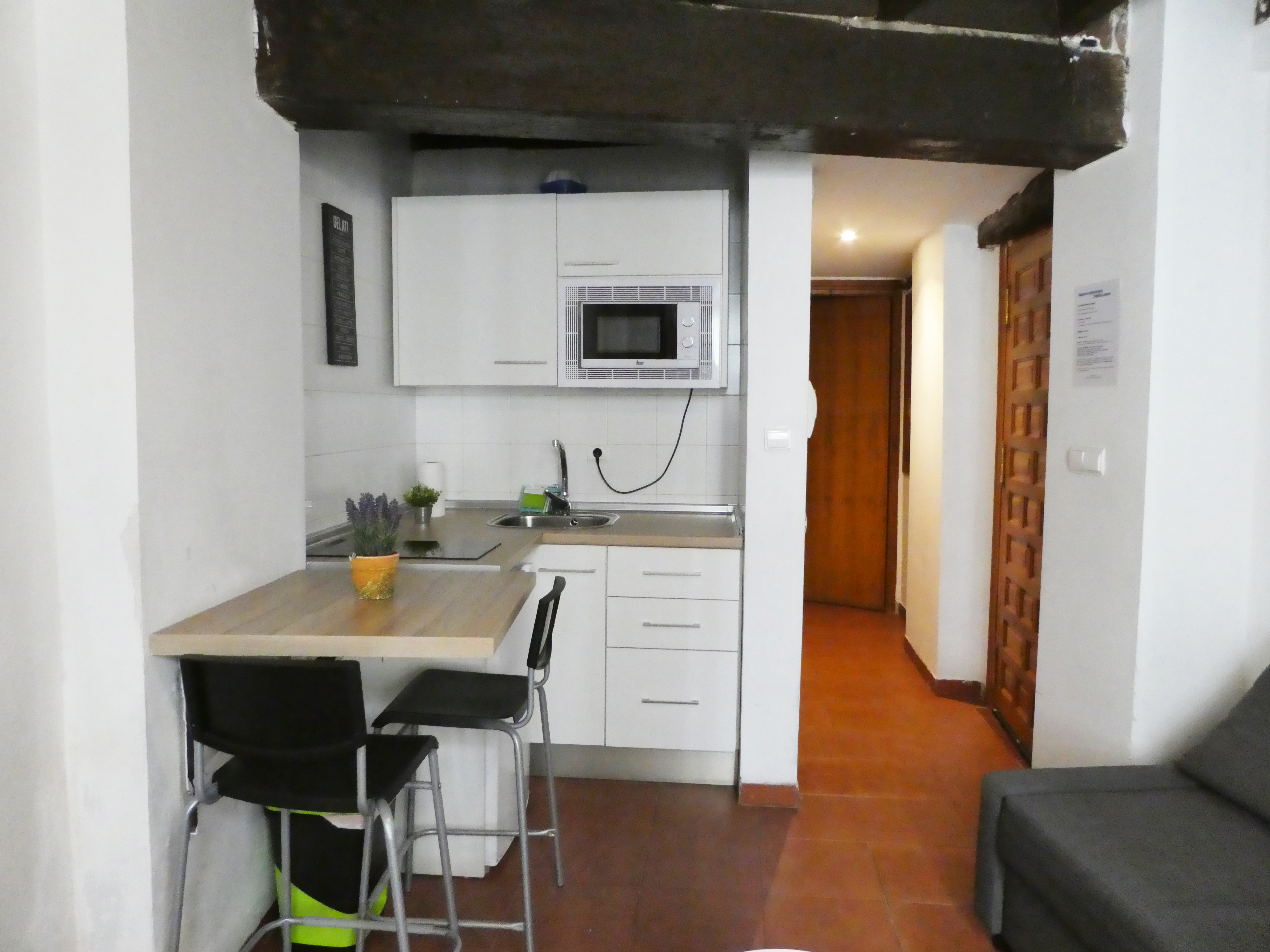 Apartamentos Nahira Suites 3000 12/50