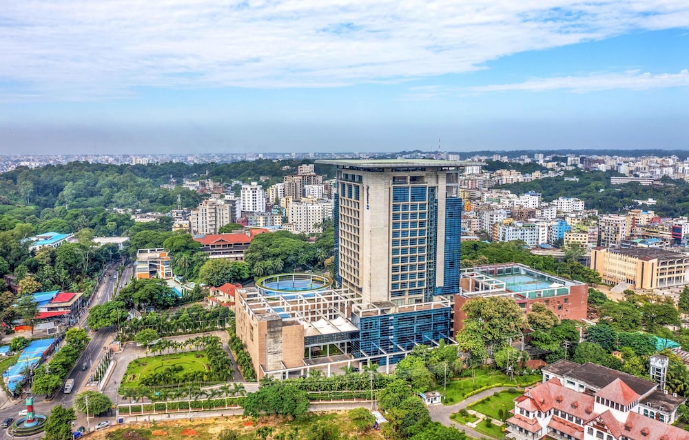 Radisson Blu Chattogram Bay View 6/70