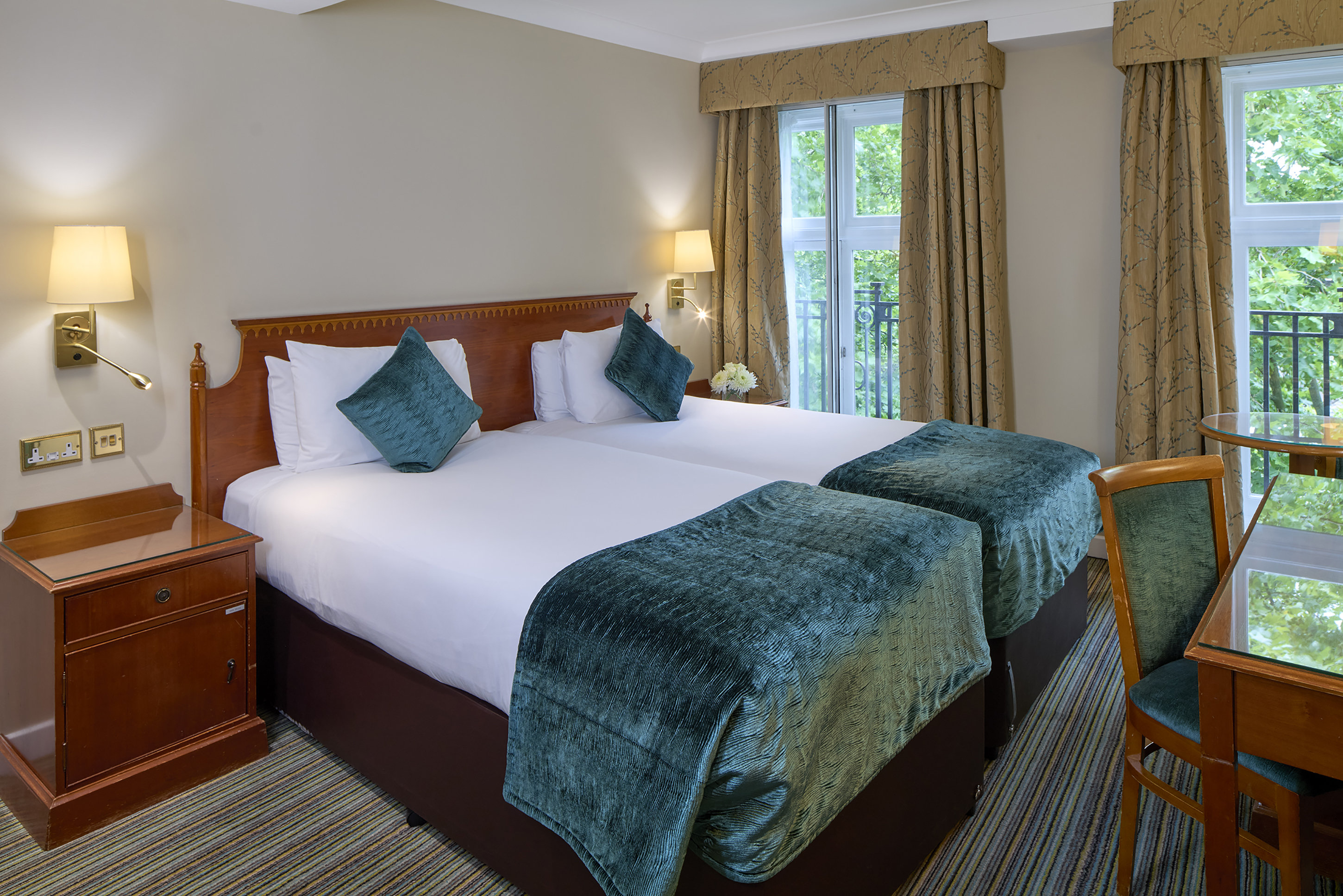 Rembrandt Hotel 20/82