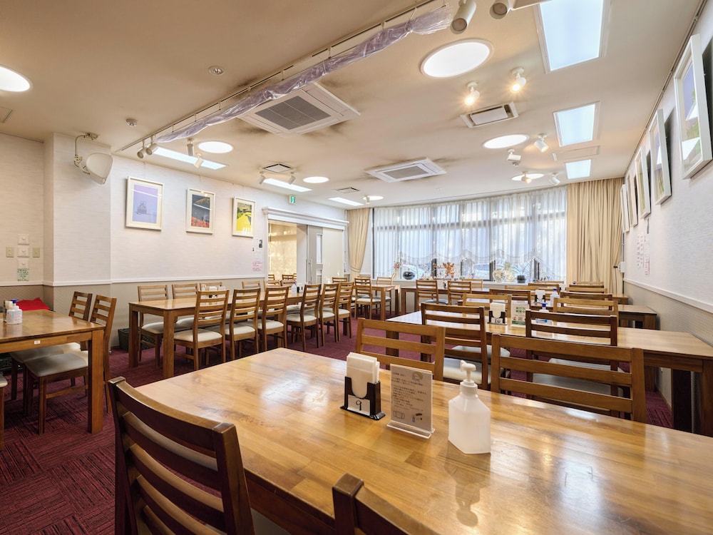 Okasan Hotel 45/58