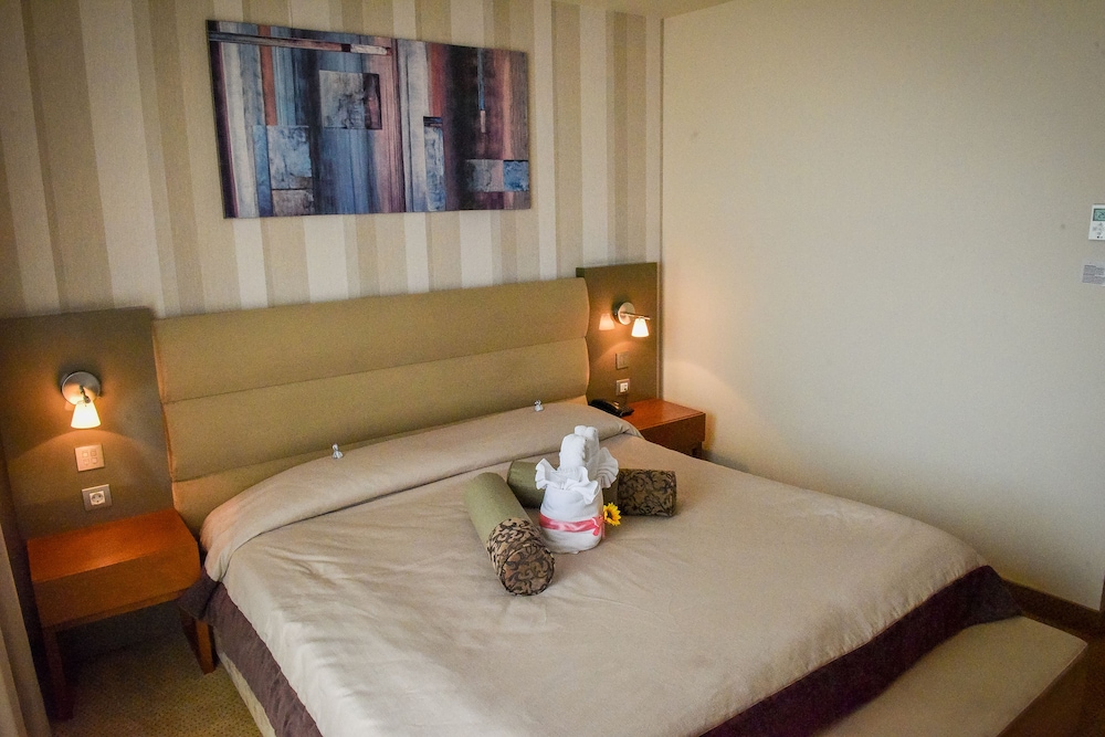 Iaki Hotel 10/50