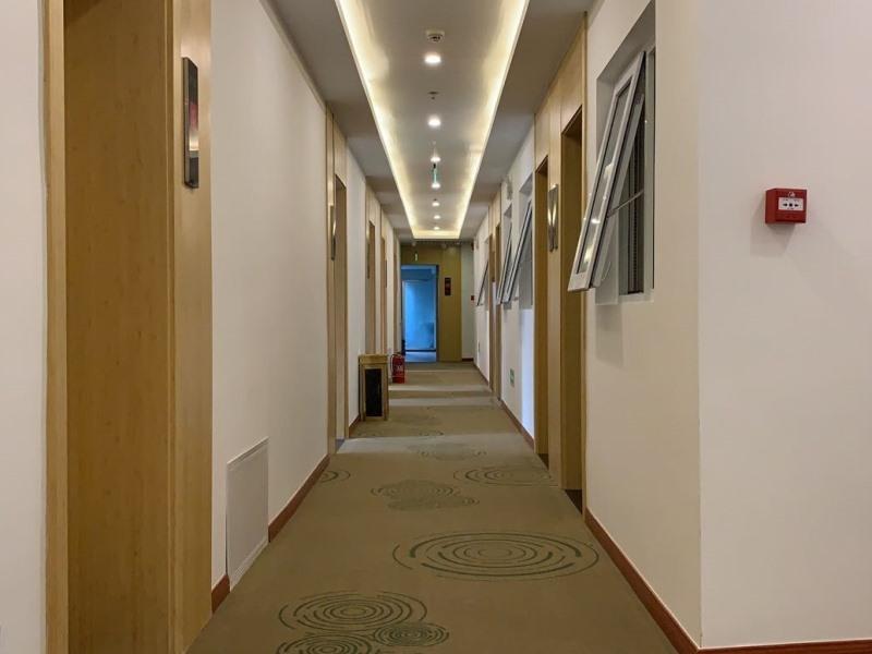 Shell Beijing Fangshan Chengguan Metro Station Hotel 18/25