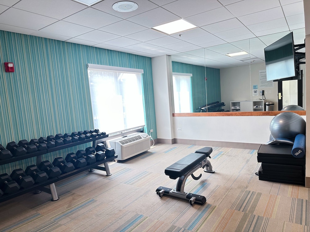 Holiday Inn Express & Suites Prospect Heights 35/50