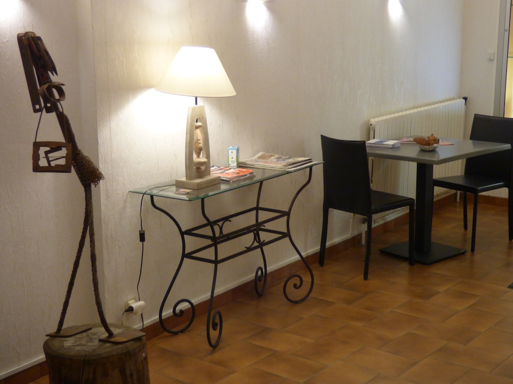 HOTEL DU CENTRE 15/32