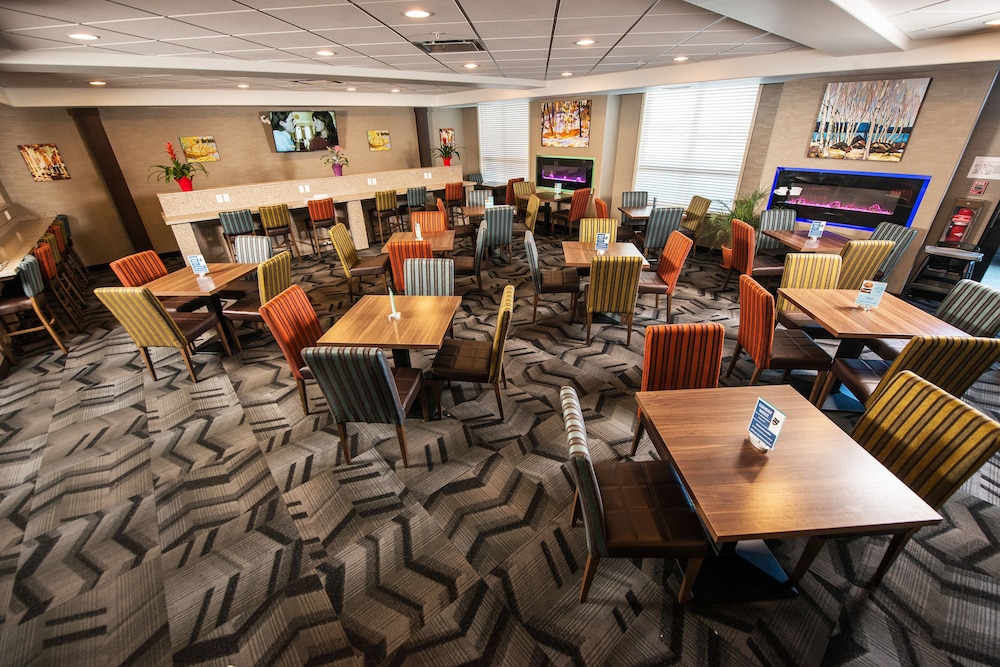 Encore Suites By Service Plus Inns 45/58