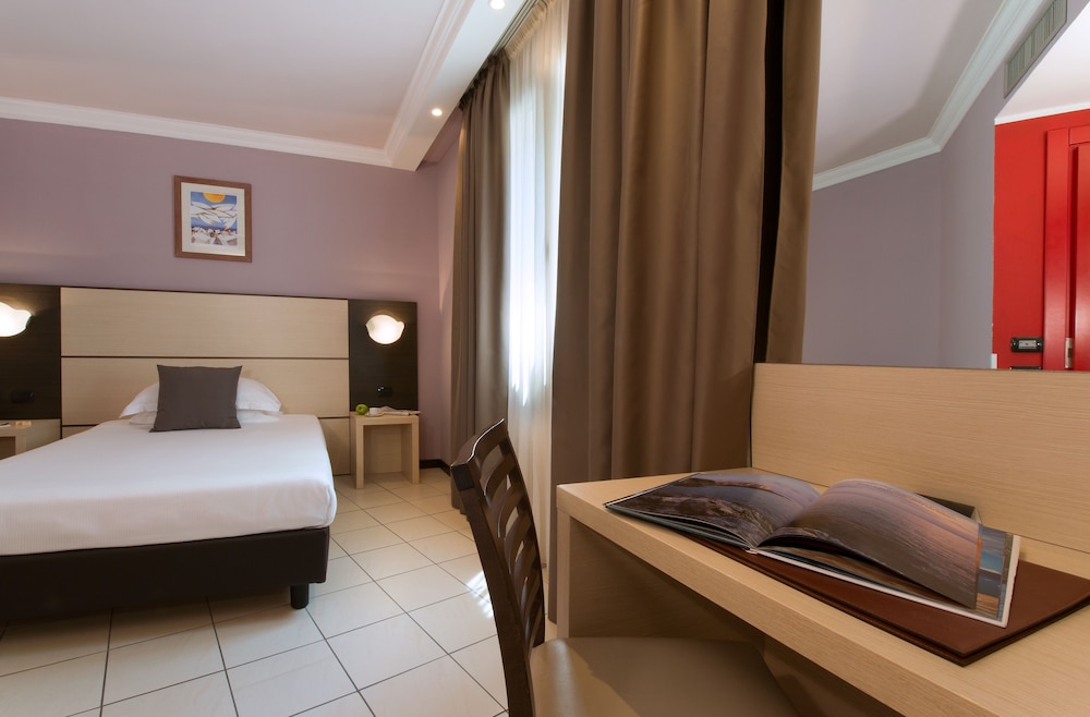 CDH Hotel La Spezia 24/52