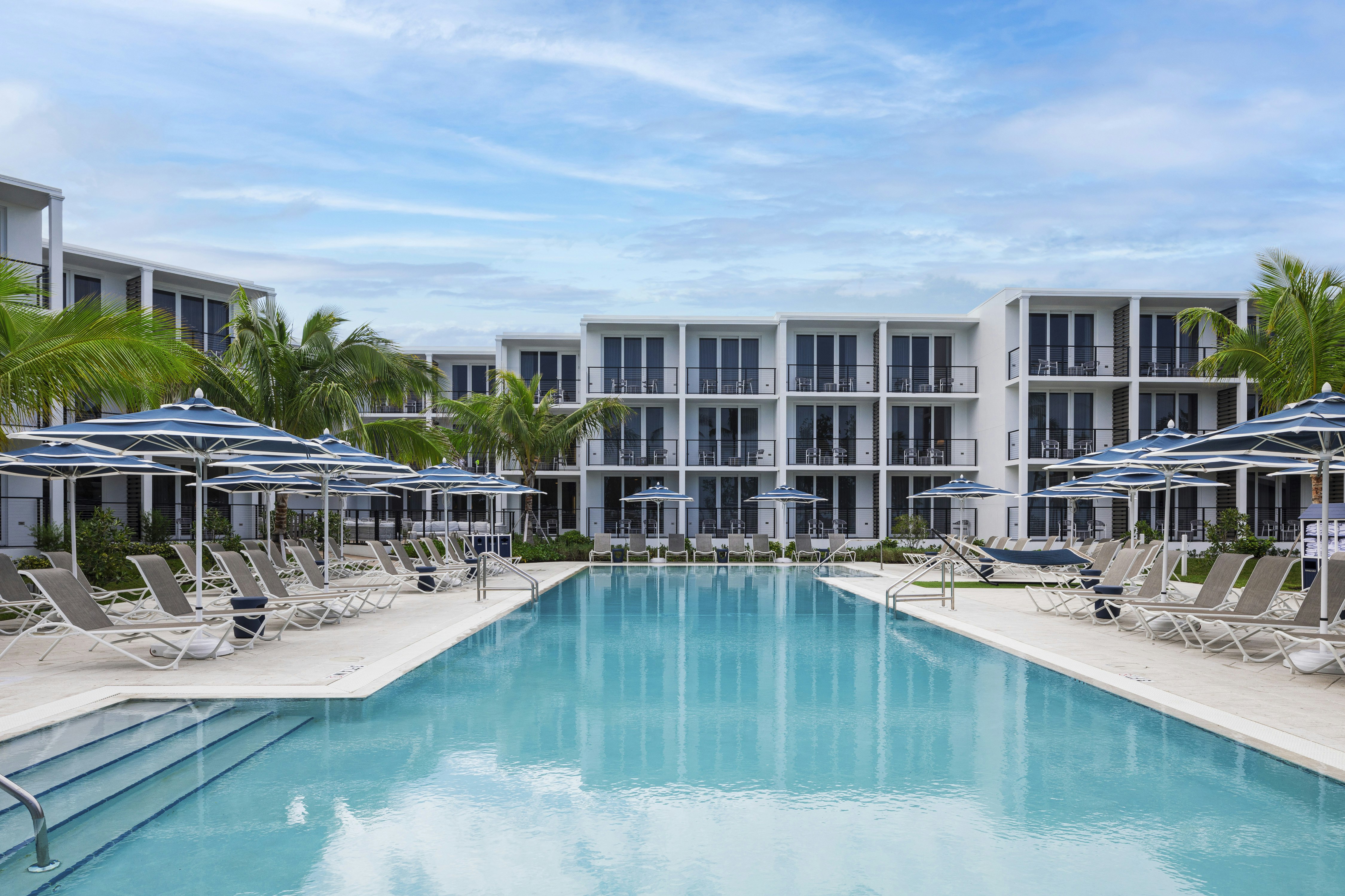 The Capitana Key West 4/60