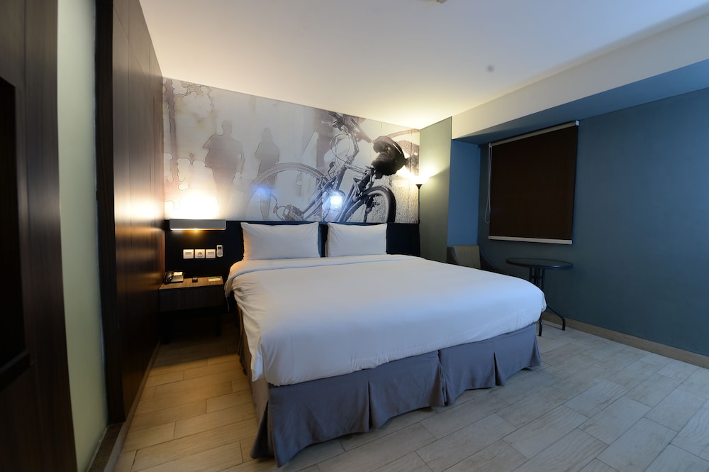 Horu Hotel Mangga Dua (formerly Hotel Neo Mangga Dua) 18/35