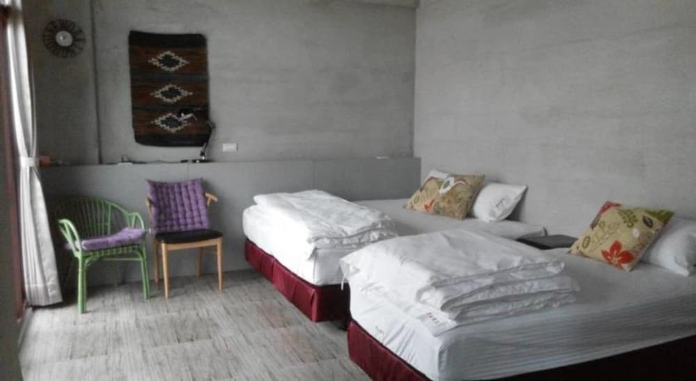 Capybara Hostel 6/12