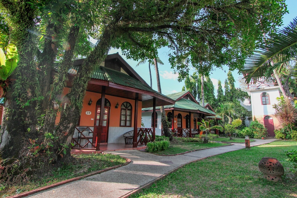 Eden Resort & Villas 1/29