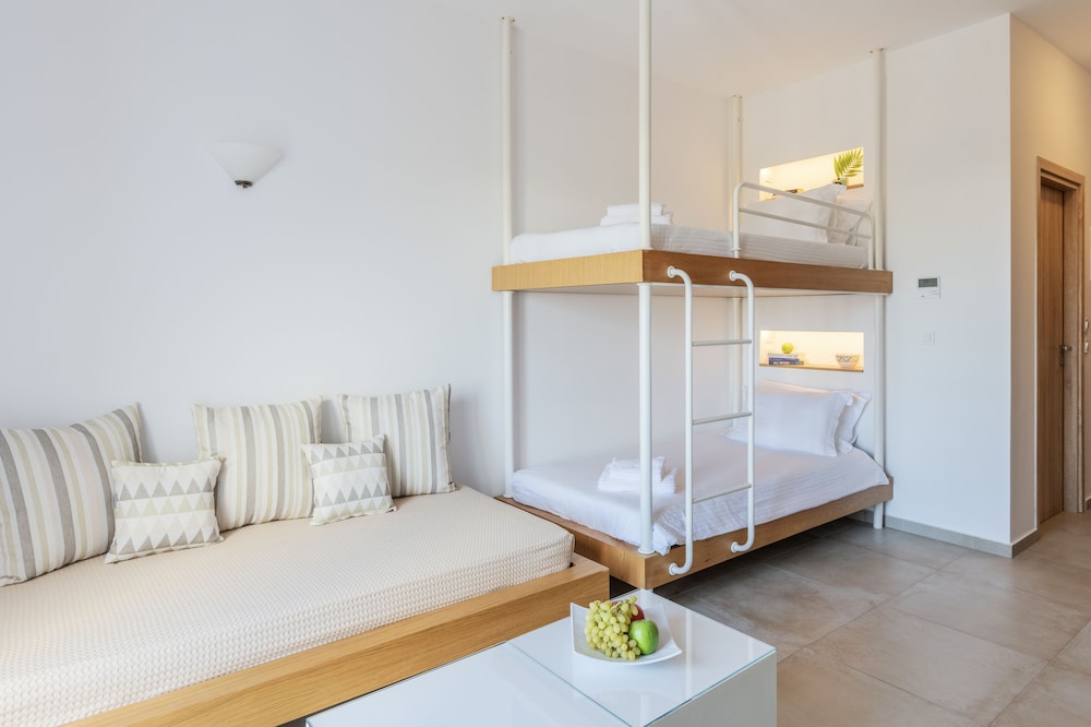 Mykonaki Hotel 12/36