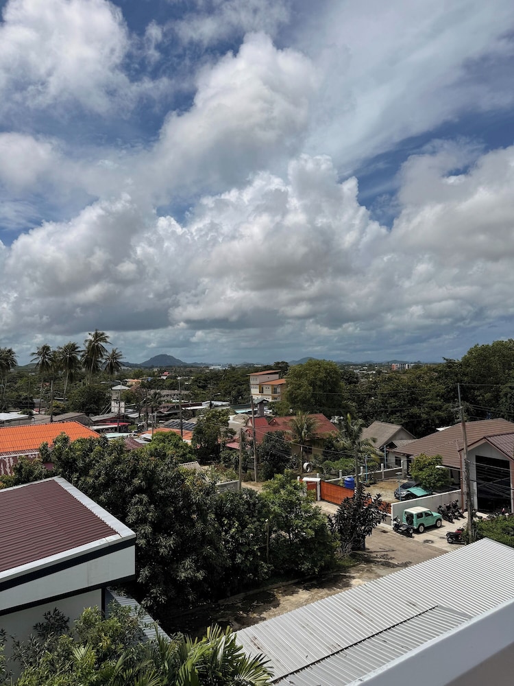 Big Buddha Hill Side 43/50