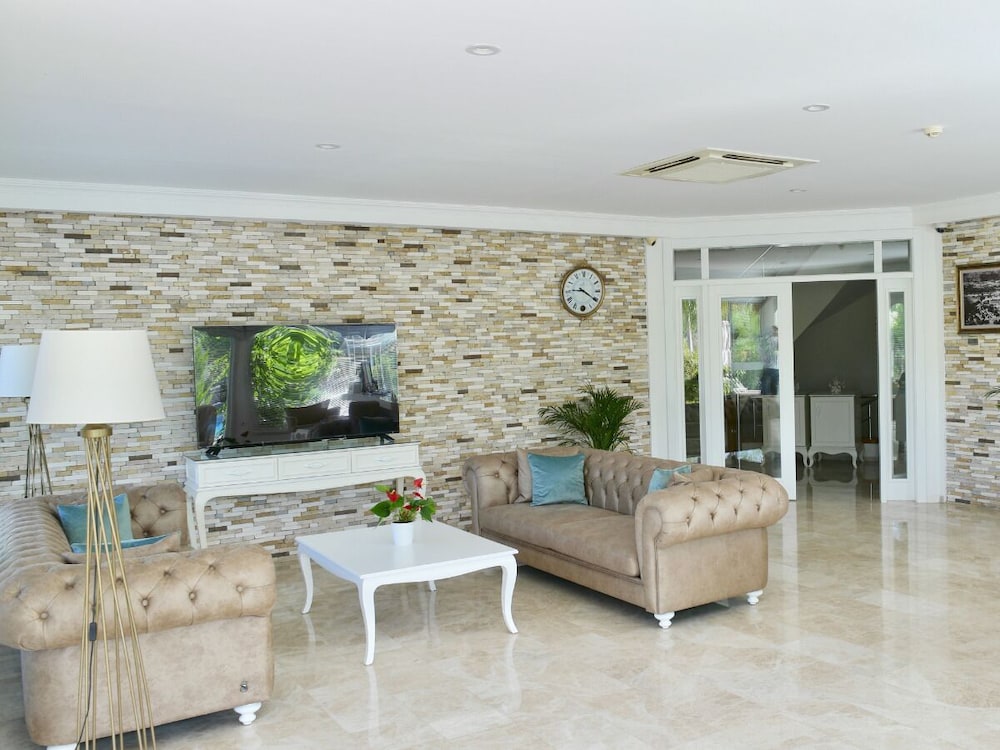 Gocek Naz Hotel 53/68