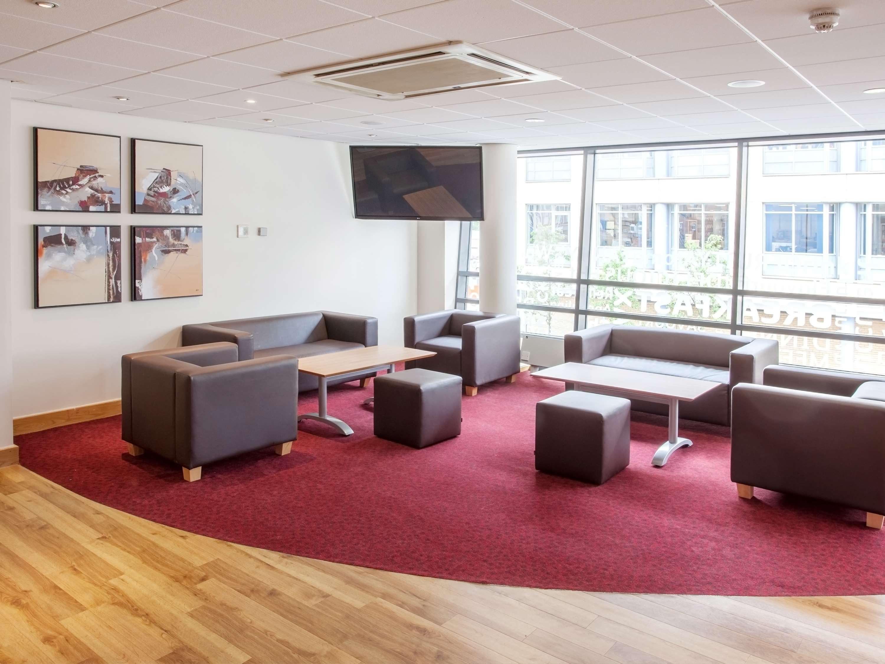 Travelodge Slough 16/26