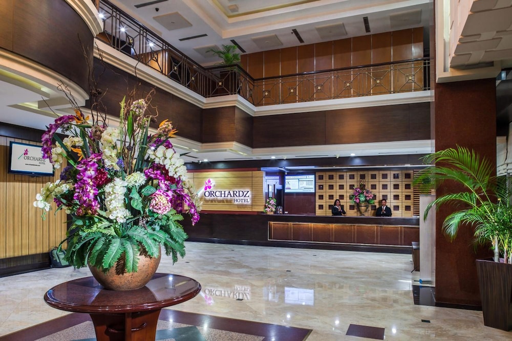 Orchardz Jayakarta Hotel 10/73