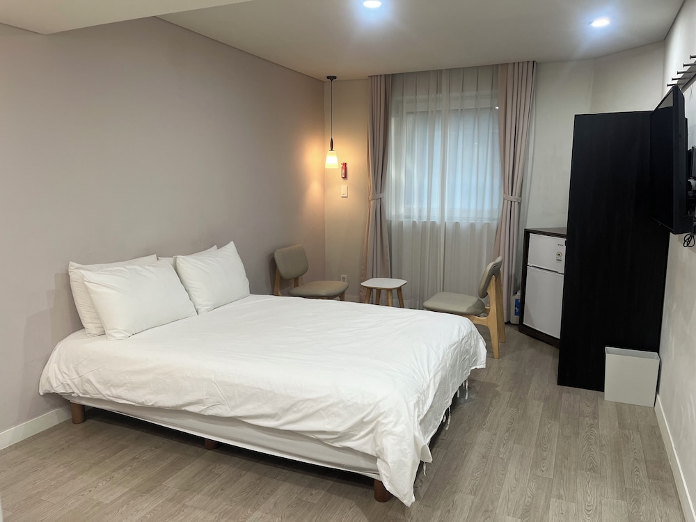 Upflo Hostel 19/60