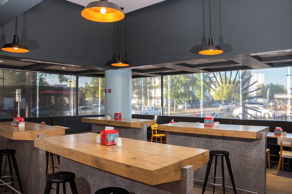 Ibis Los Mochis 32/50