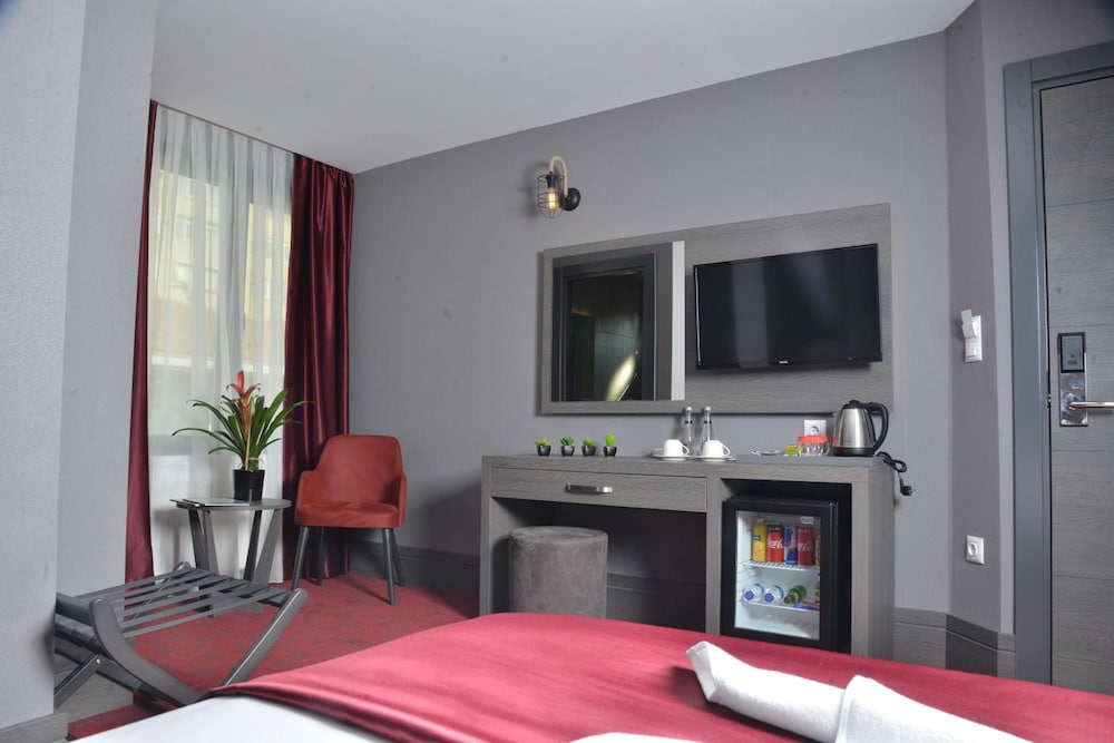 A11 Hotel 31/48