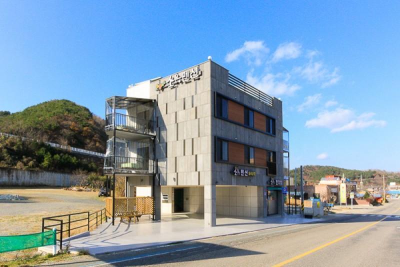 Gyeungju Soyu Spa Pension 10/15