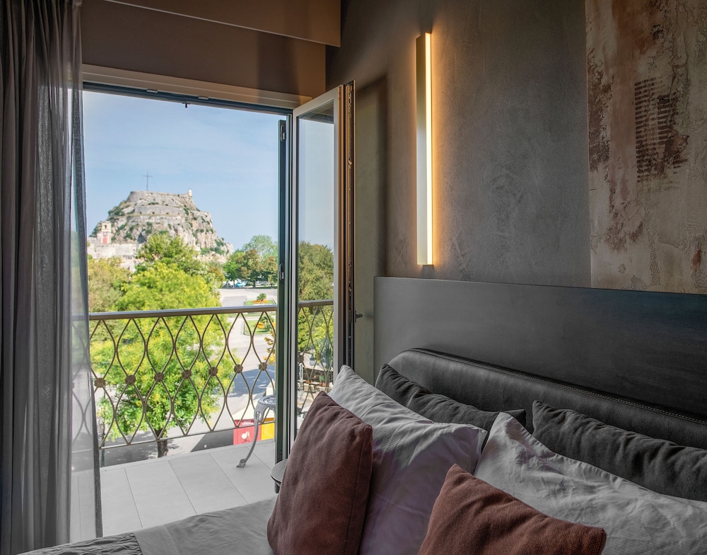 Arcadion Hotel 20/28