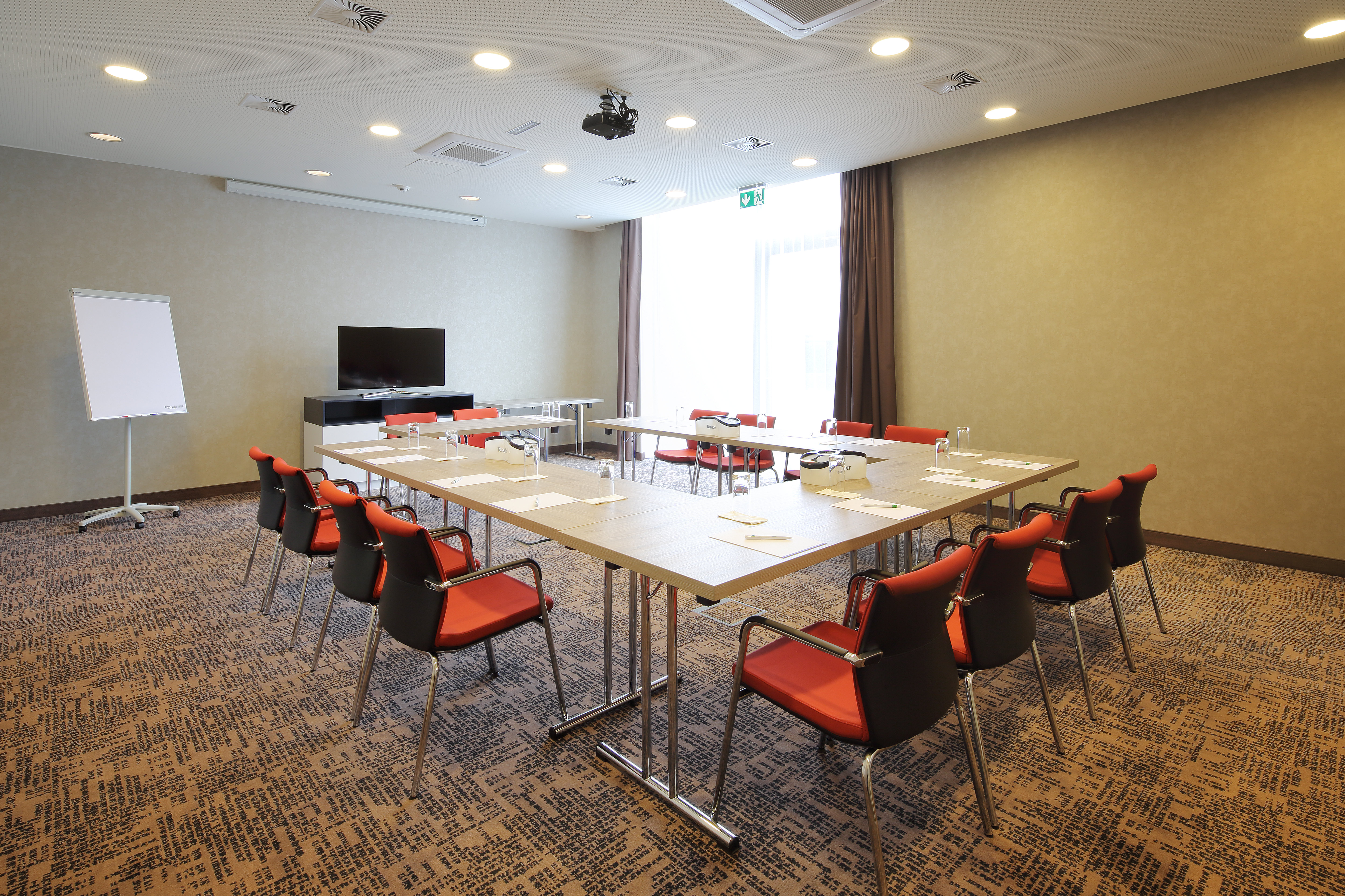 Holiday Inn Express Friedrichshafen 74/76