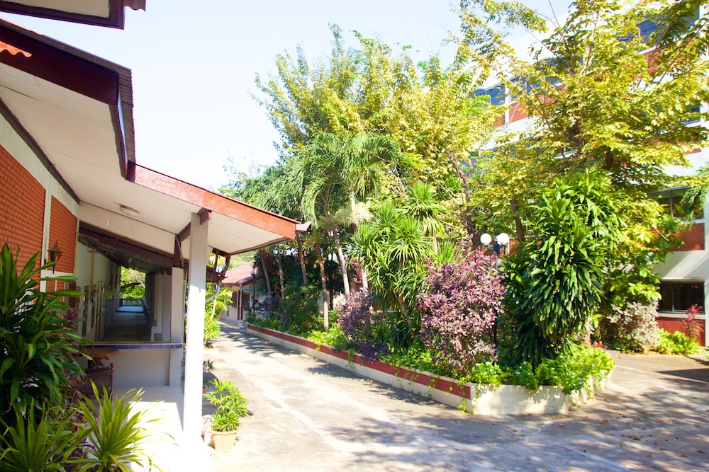 Sichang Shine Khao Resort 7/54