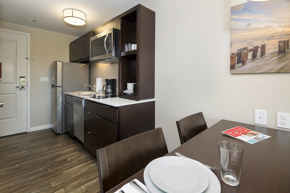 TOWNEPLACE SUITES BY MARRIOTT FORT MYERS ESTERO 39/50