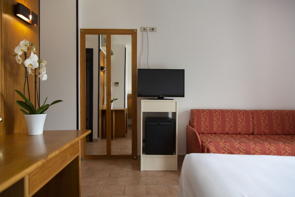 VILLA PARADISO VILLAGE 29/73
