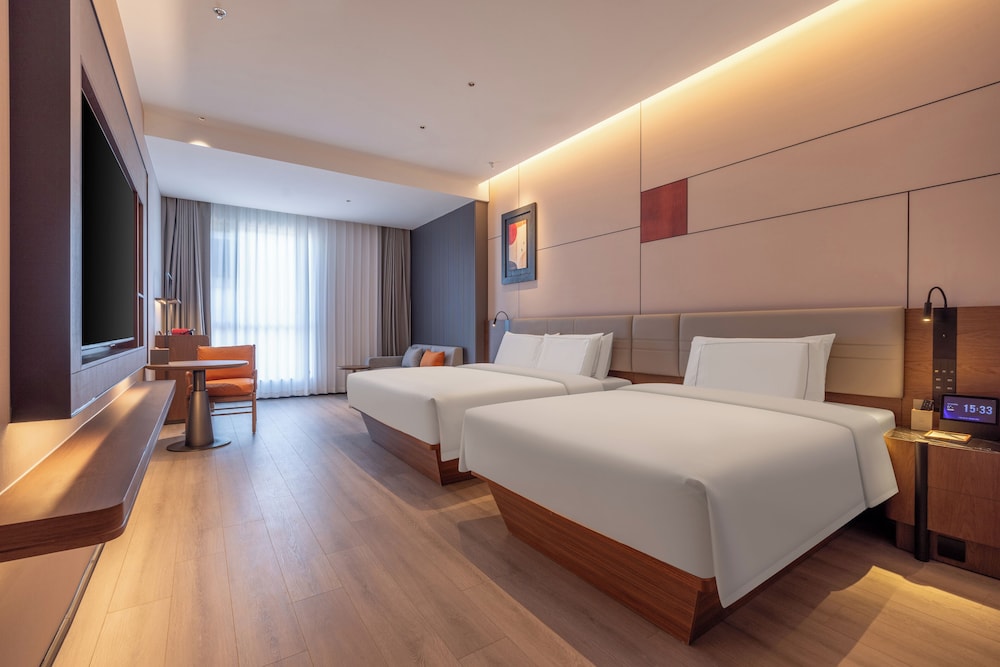 UrCove by Hyatt Taicang South Railway 8/34