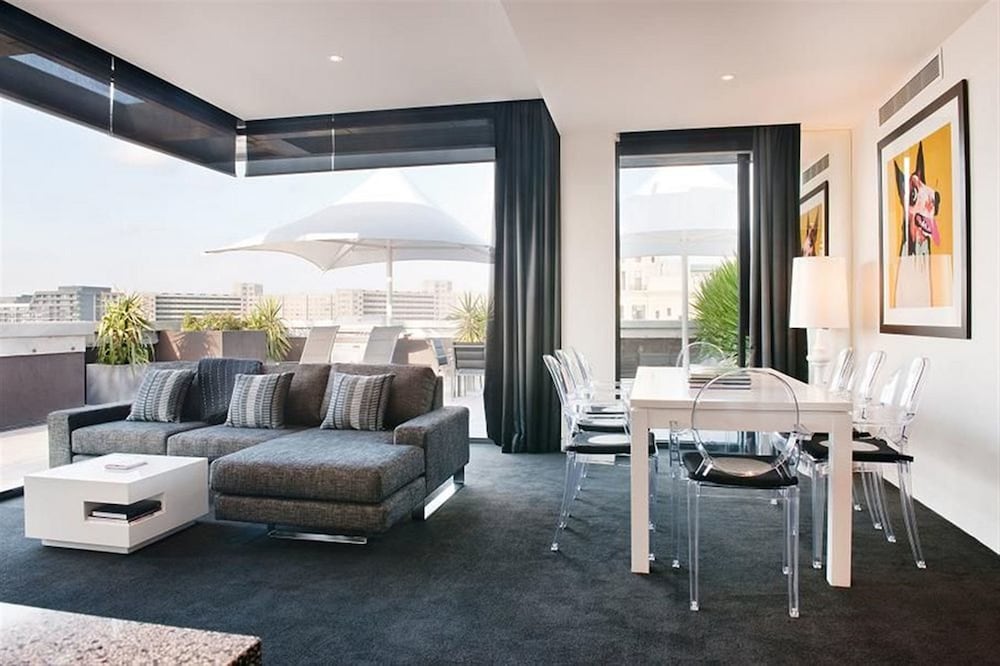 The Cullen Melbourne - Art Series 33/56