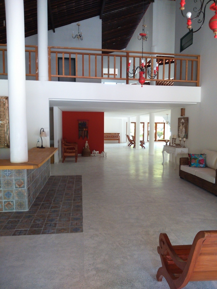 Anga Hotel 31/50