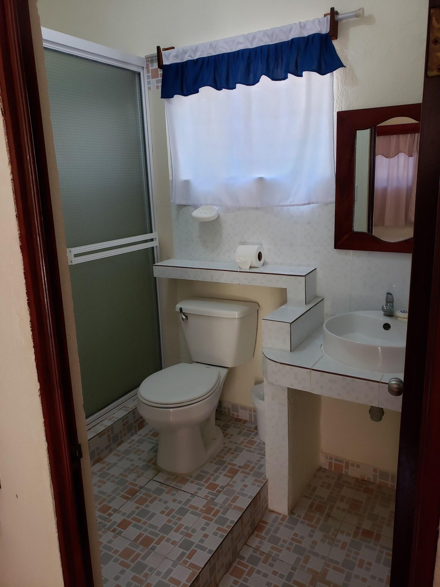 Tortuga Village Hotel 38/40