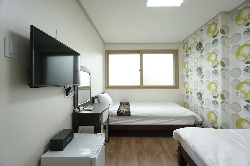 Hamory Guesthouse 11/52