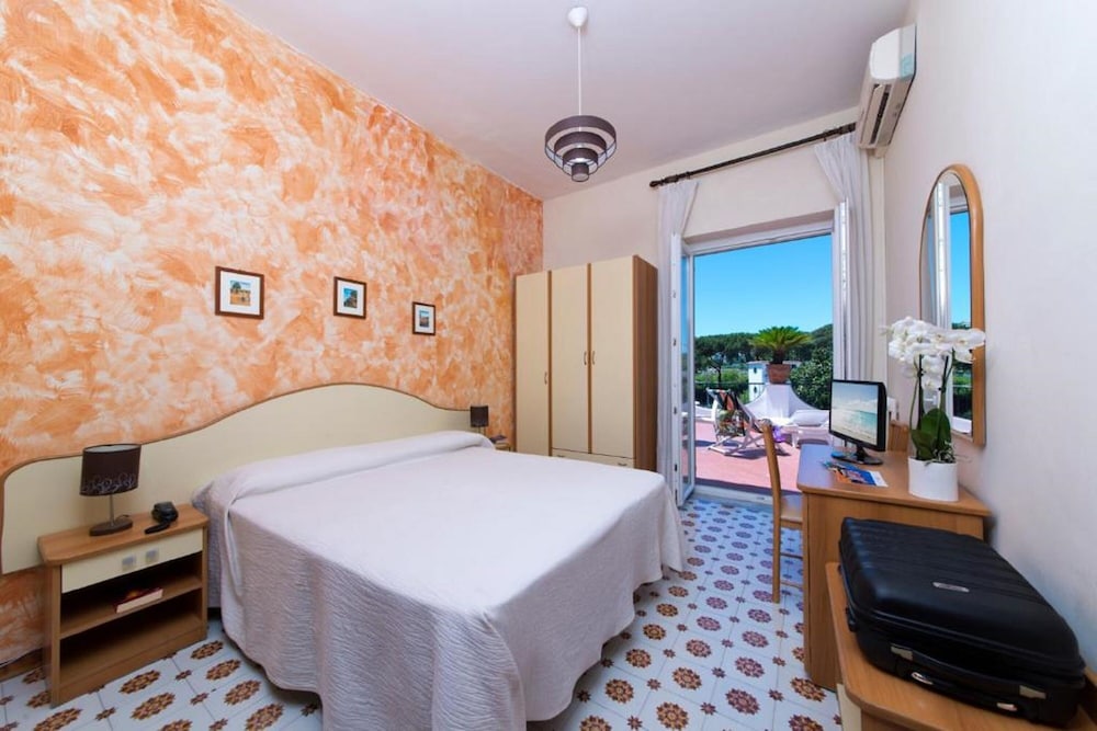 Casa Di Meglio Hotel 8/69
