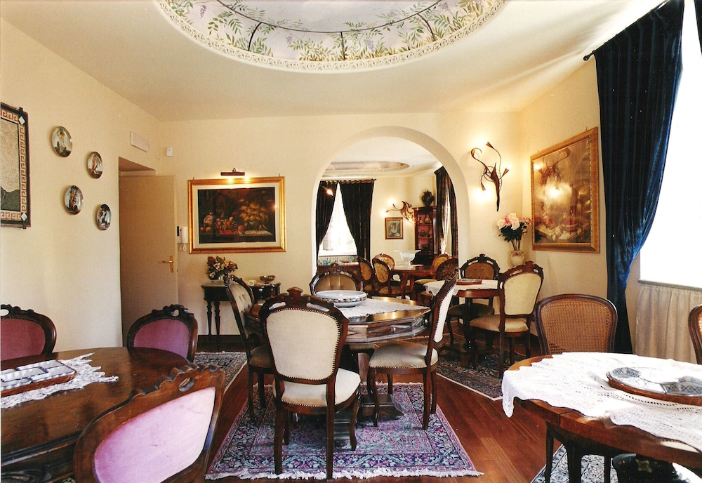 Villa Clodia 41/46
