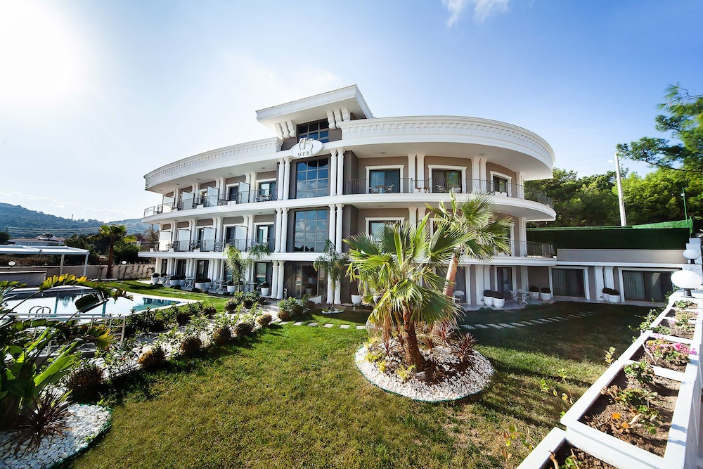 As Hotel Cesme 10/50