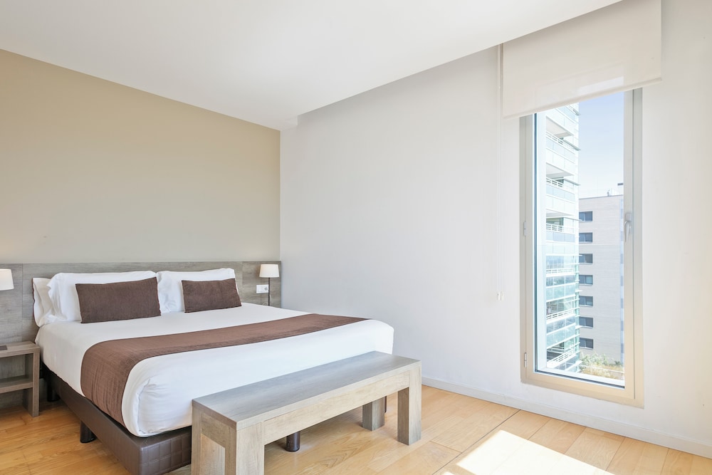 BUSINESS, APARTMENT, SEA VIEW