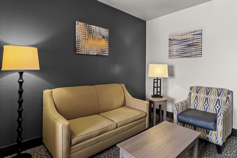 Best Western Sherwood Inn & Suites 26/50