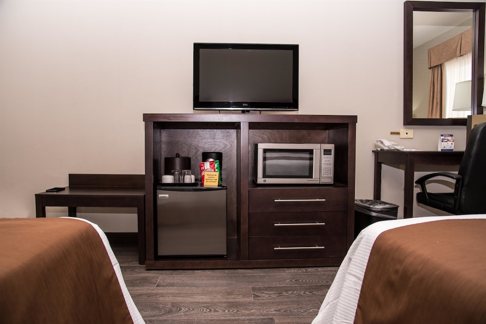 Best Western Plus Monterrey Aeropuerto 45/55