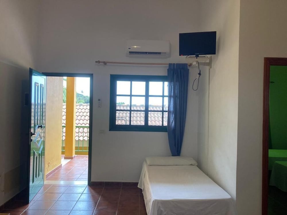 CASAS RURALES AMPARO LAS HAYAS 12/49