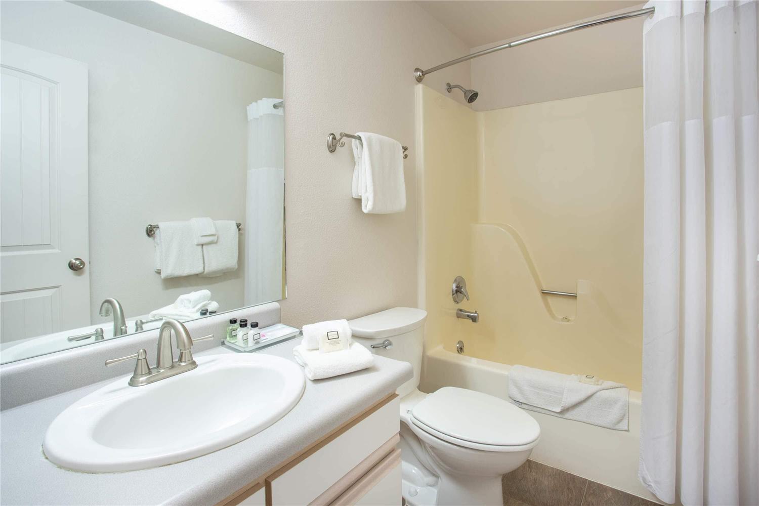 Travelodge By Wyndham Gardiner Yellowstone Park North 19/21