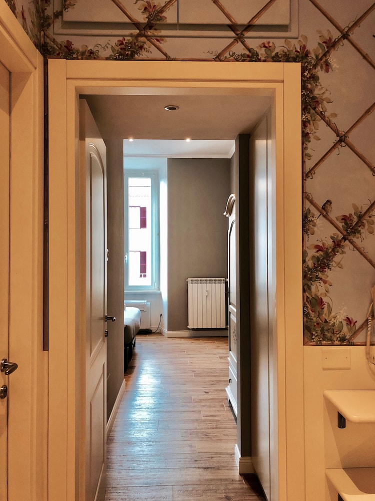 Audrey's Roman Holidays Suites&Rooms 31/54