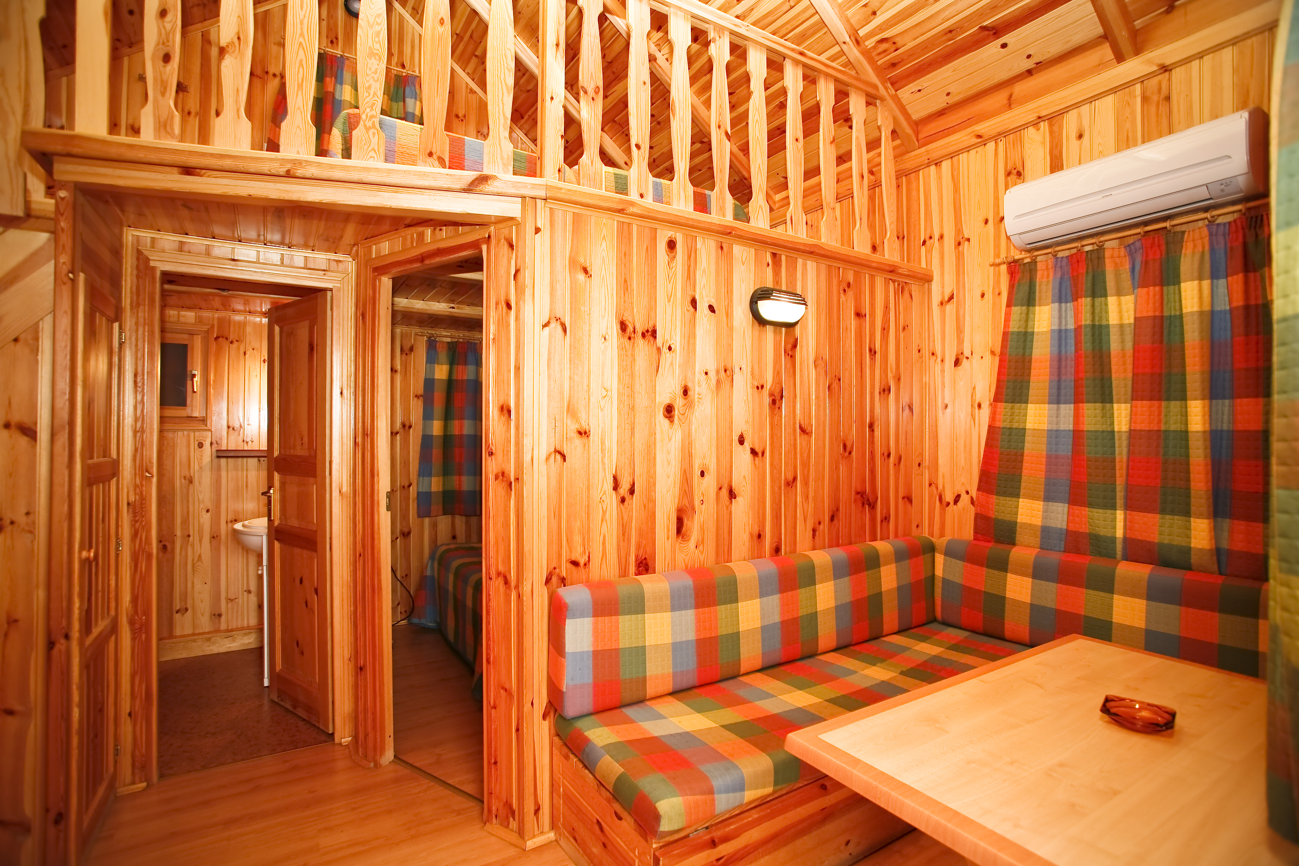BUNGALOWS CAMPING REGIO 15/43