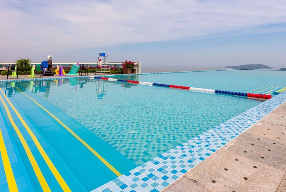 Wyndham Wenzhou Cangnan Resort 14/15