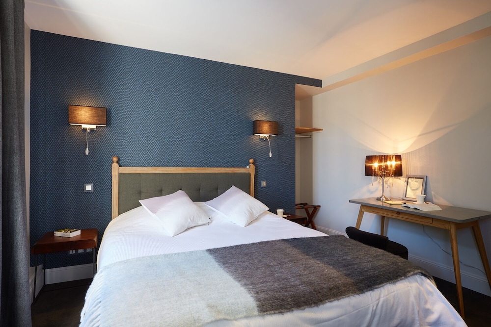 Hotel the Originals Saint Valery Sur Somme La Colonne de Bronze Ex In 7/71