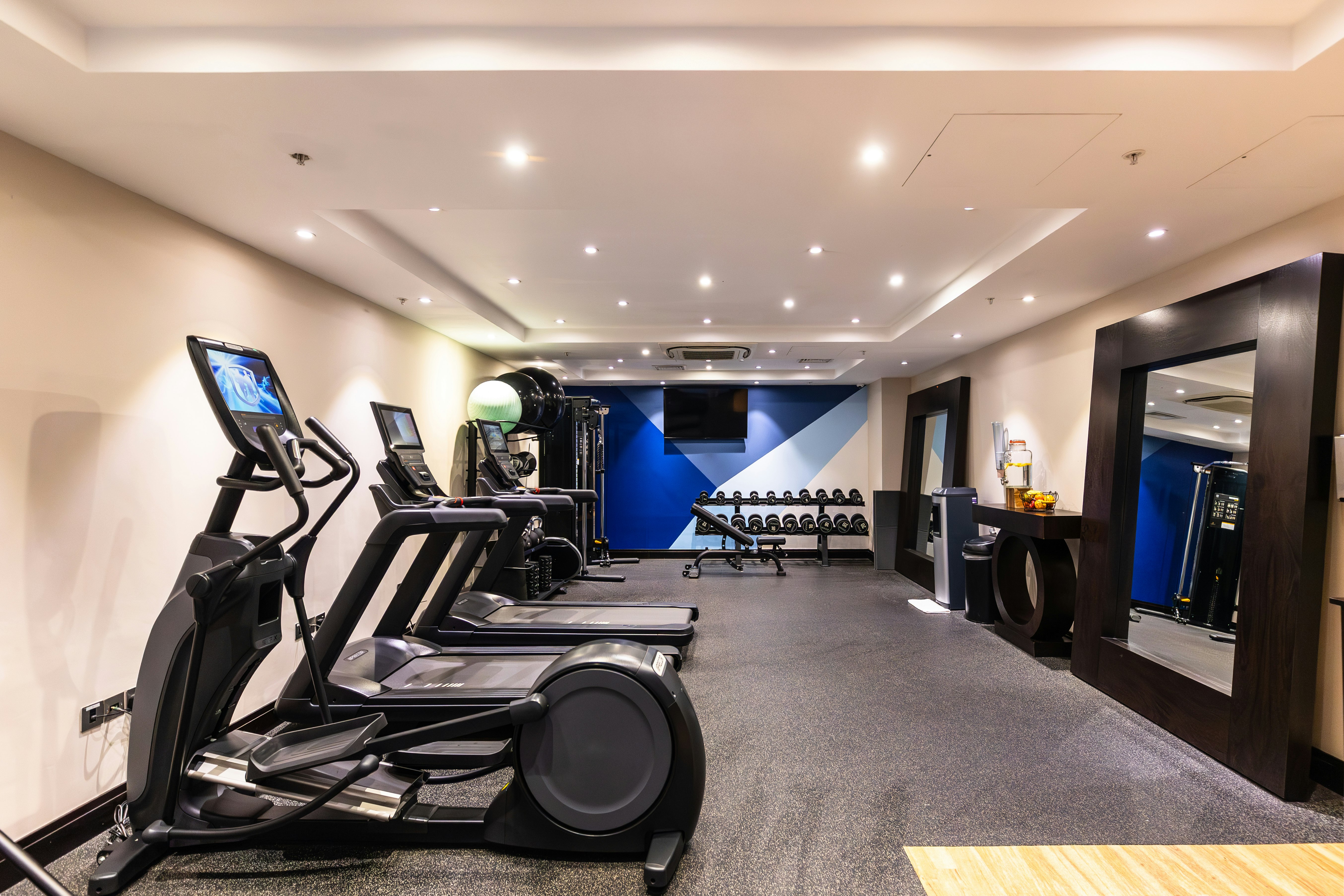 DoubleTree by Hilton London Victoria 35/56