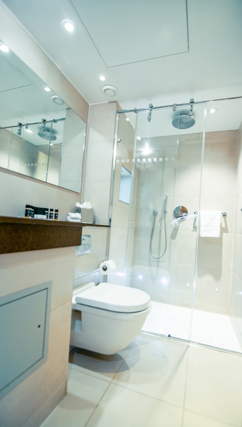 Blakemore Hyde Park 40/40