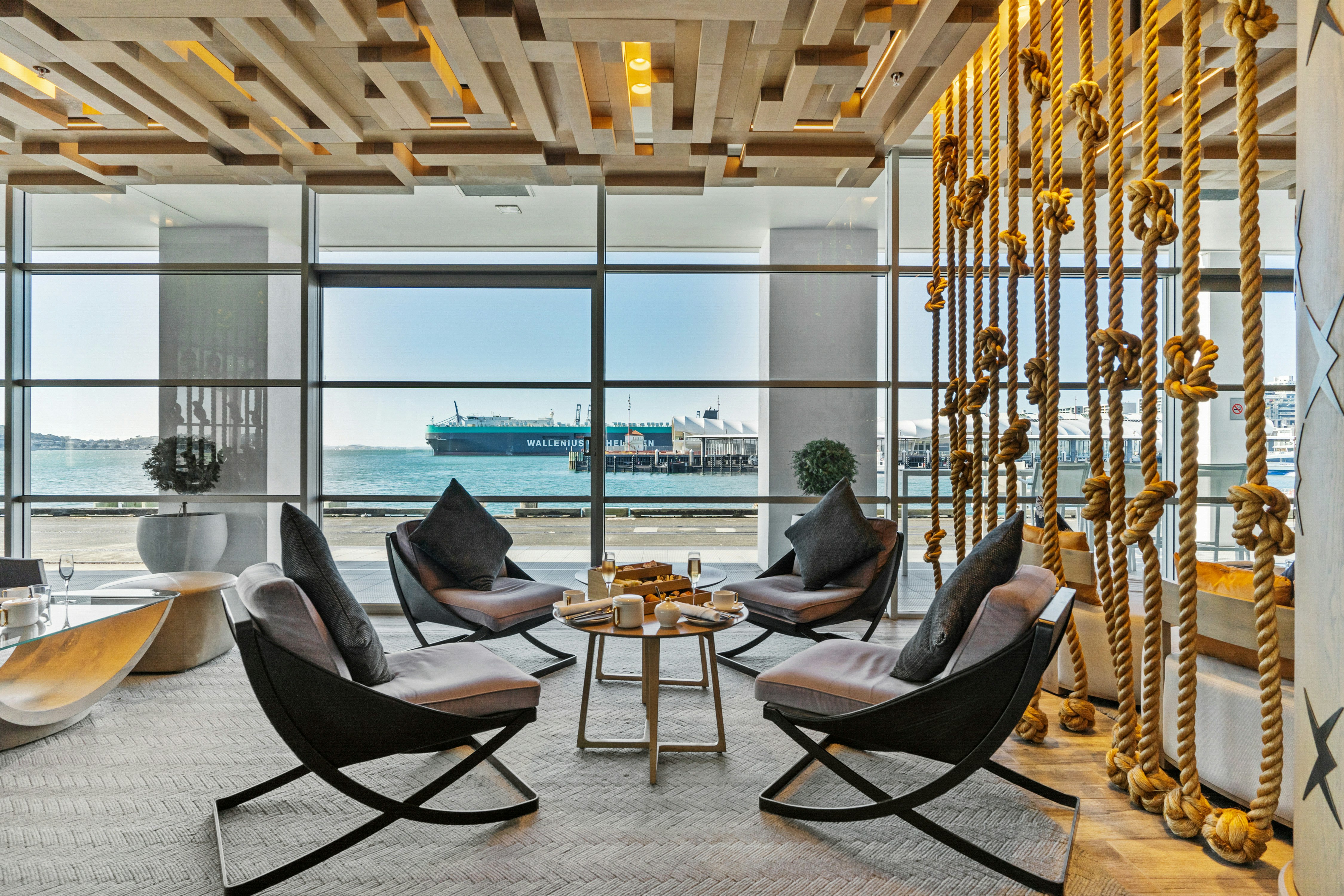 Hilton Auckland 46/78