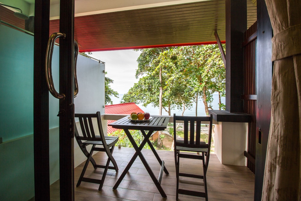 Koh Chang Grand View Resort 64/74
