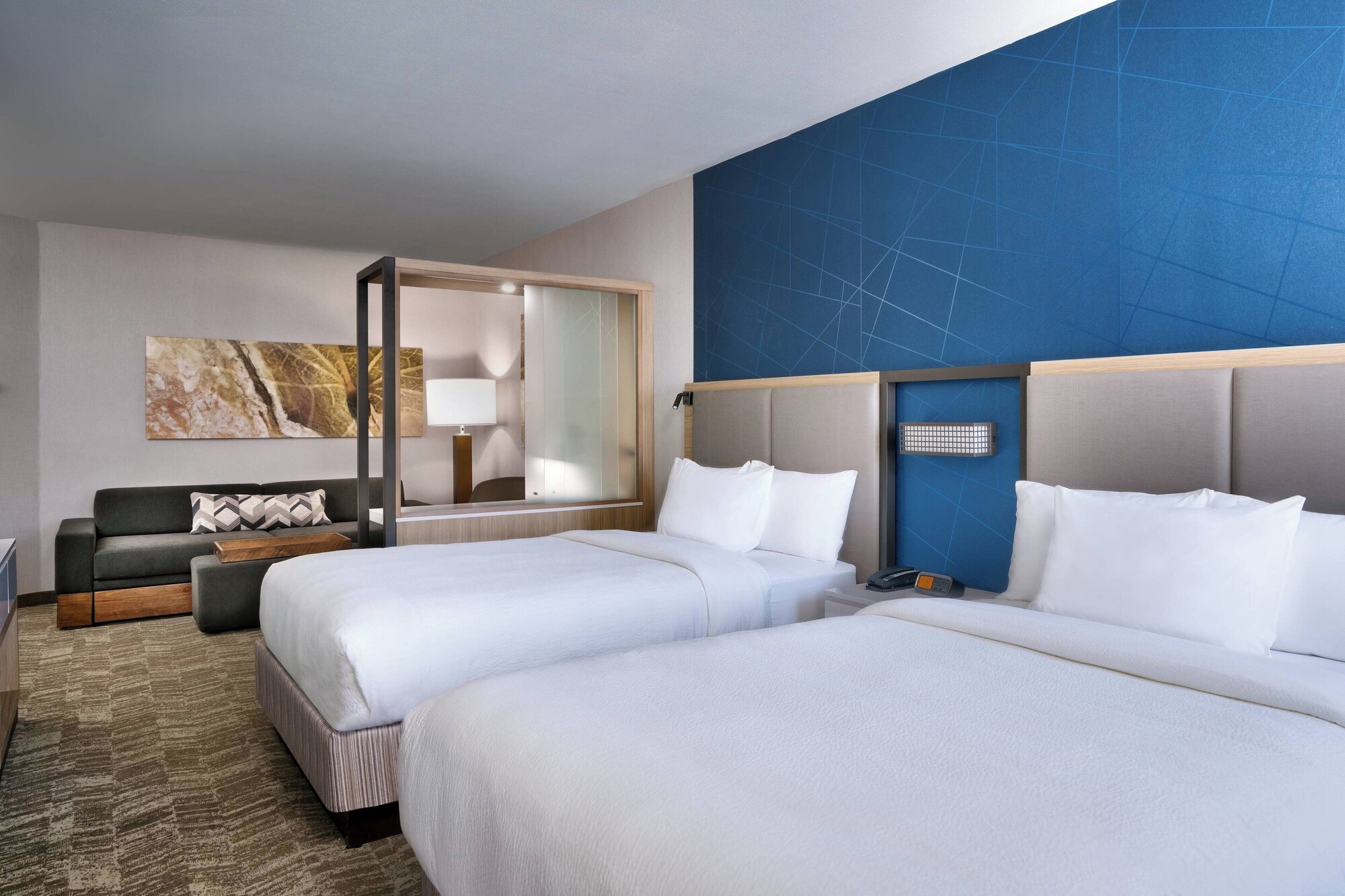 suite, 2 queen beds